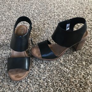 Toms Black Leather Majorca Heels
